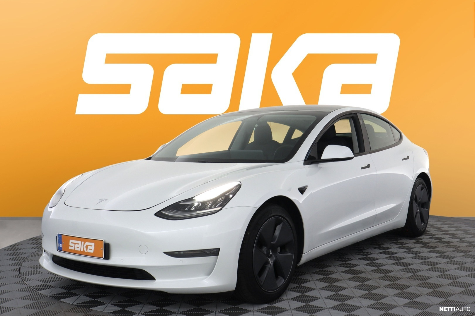 Tesla Model 3 2021, kuva 4/25