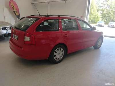 Skoda Octavia Combi 1,4 TSI Ambiente 2009, kuva 5/11