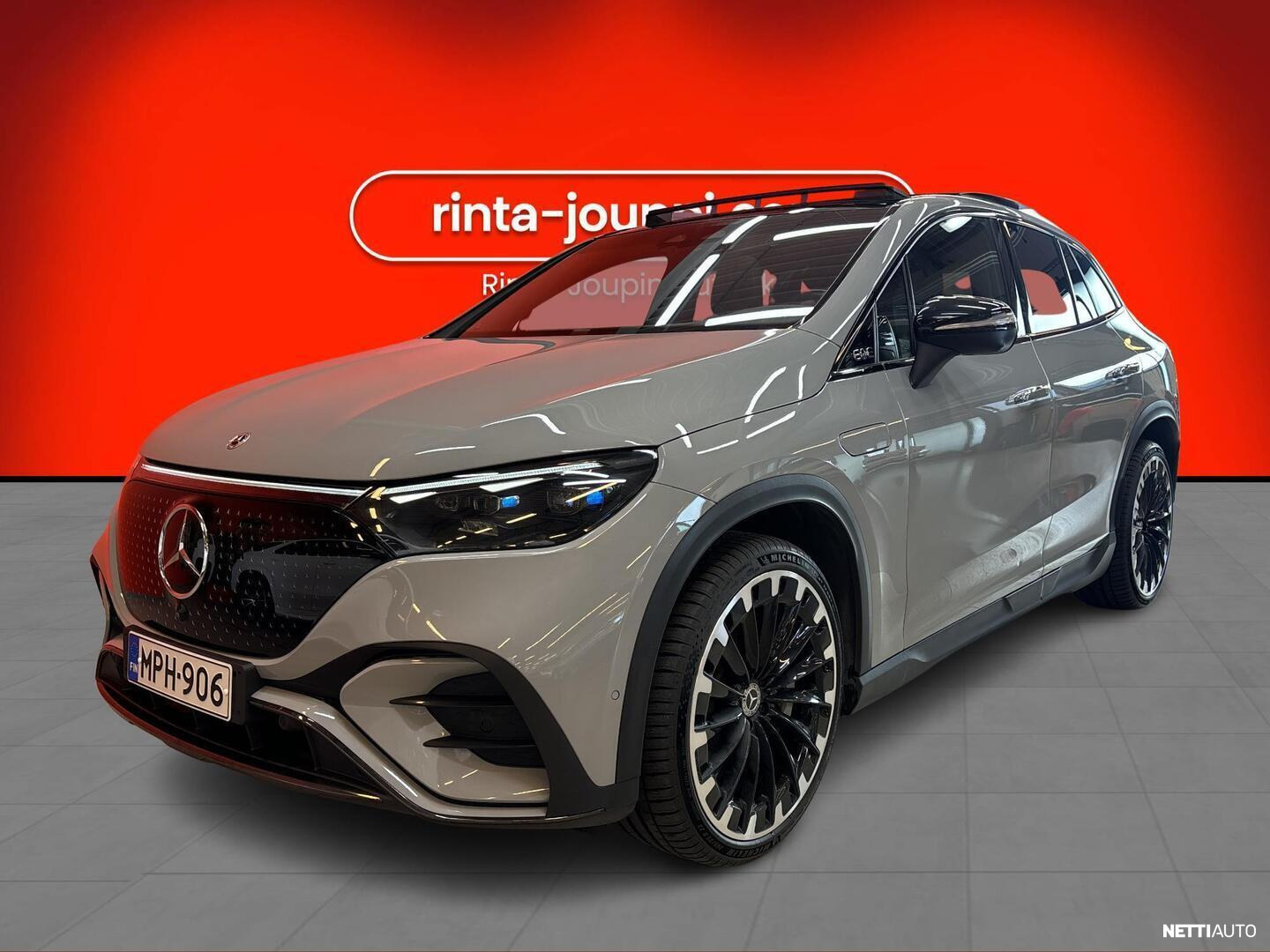 Mercedes-Benz EQE SUV