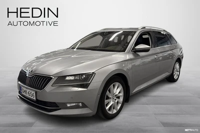 Skoda Superb 2017, photo 1/10
