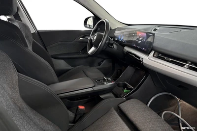 BMW X1 U11 25e A xDrive Charged Edition 2025, kuva 3/6