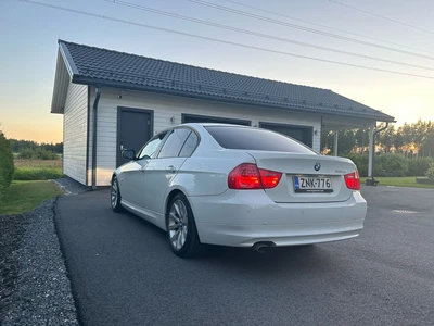 BMW 318 318d 2010, kuva 4/12