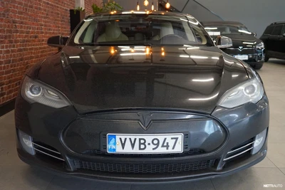 Tesla Model S 2014, kuva 7/18
