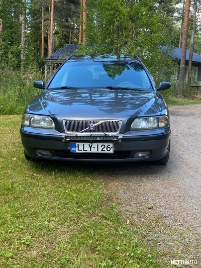 Volvo V70 D5 aut. 2003, photo 7/10