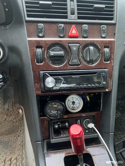 Mercedes-Benz C 1996, photo 7/8