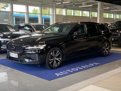 Volvo V60 2020, photo 1/17