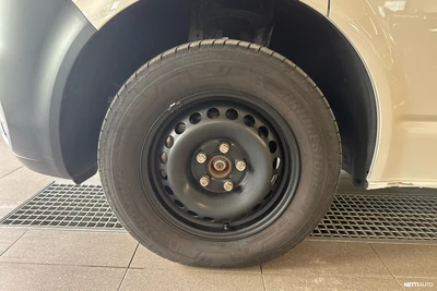 Volkswagen Transporter 2022, kuva 6/18