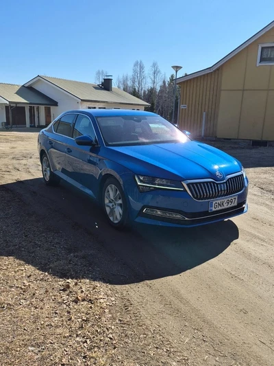 Skoda Superb 2020, kuva 3/10