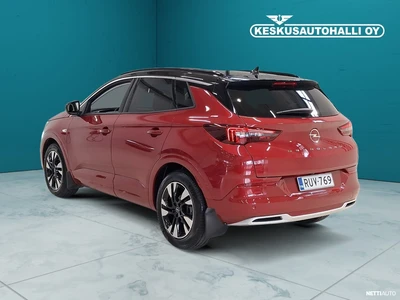 Opel Grandland Executive 130 Turbo A 2023, kuva 7/30