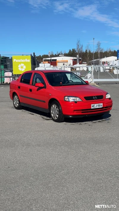 Opel Astra 1,6 16V Club 4d AT 2000, kuva 2/7