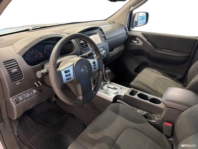 Nissan Navara 2013, photo 6/22