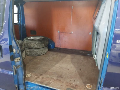 Toyota Hiace 2,5 D-4D 90 4ov Lyhyt 2005, photo 5/18