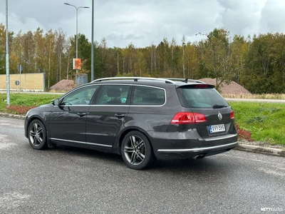 Volkswagen Passat 2011, photo 4/10