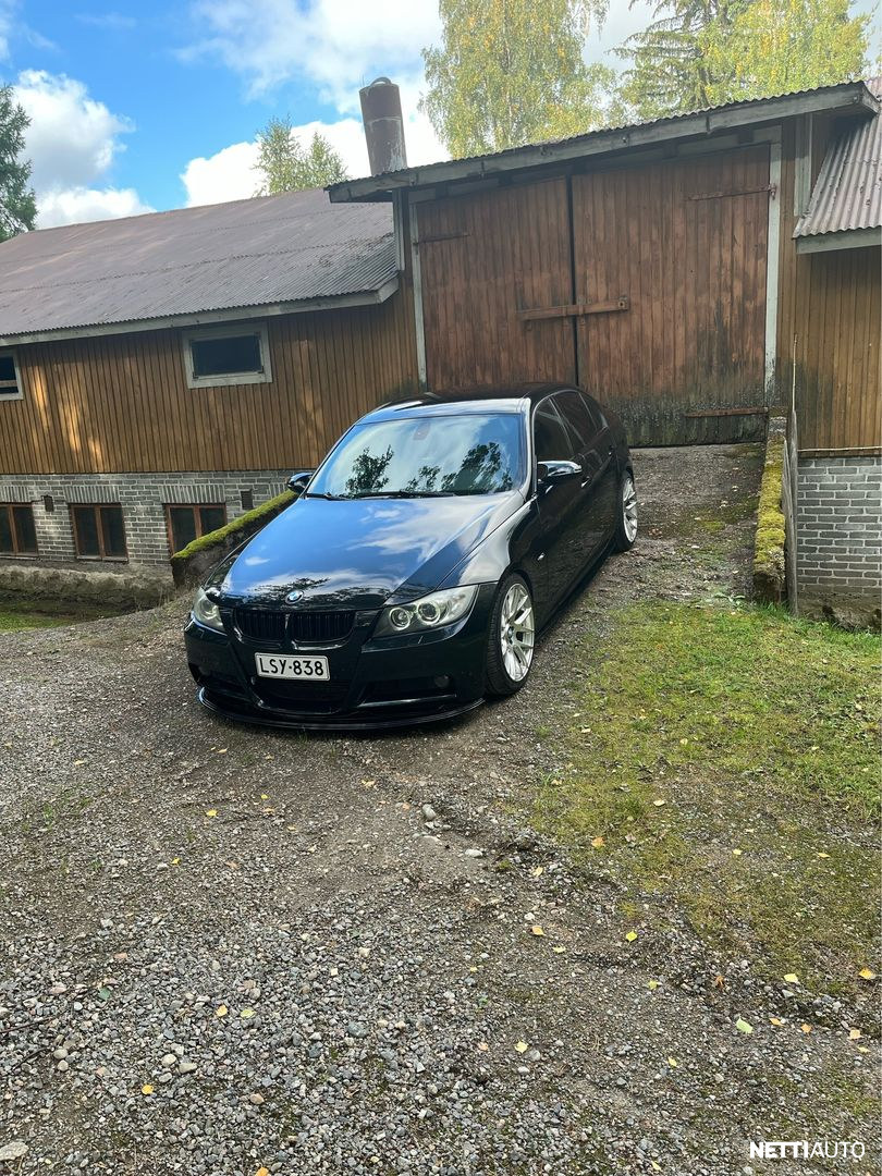 BMW 325