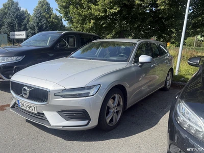 Volvo V60 D3 Momentum aut 2019, kuva 1/8
