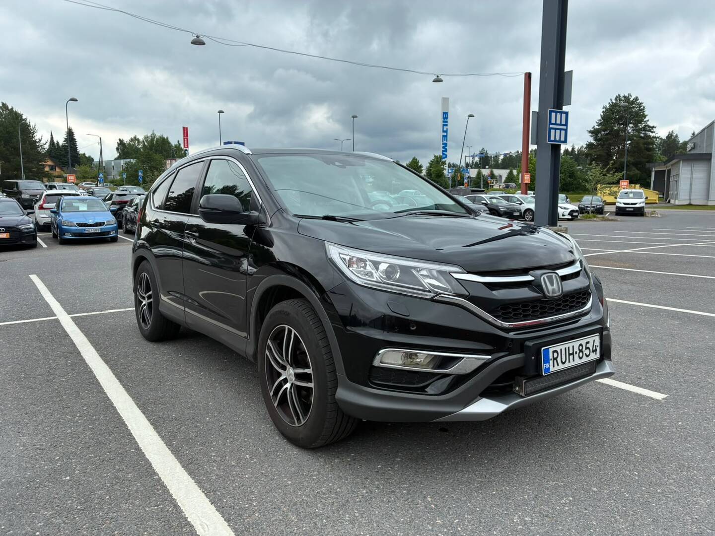 Honda CR-V Honda CR-V Monikäyttöajoneuvo (AF) 4ov 1597cm3 A