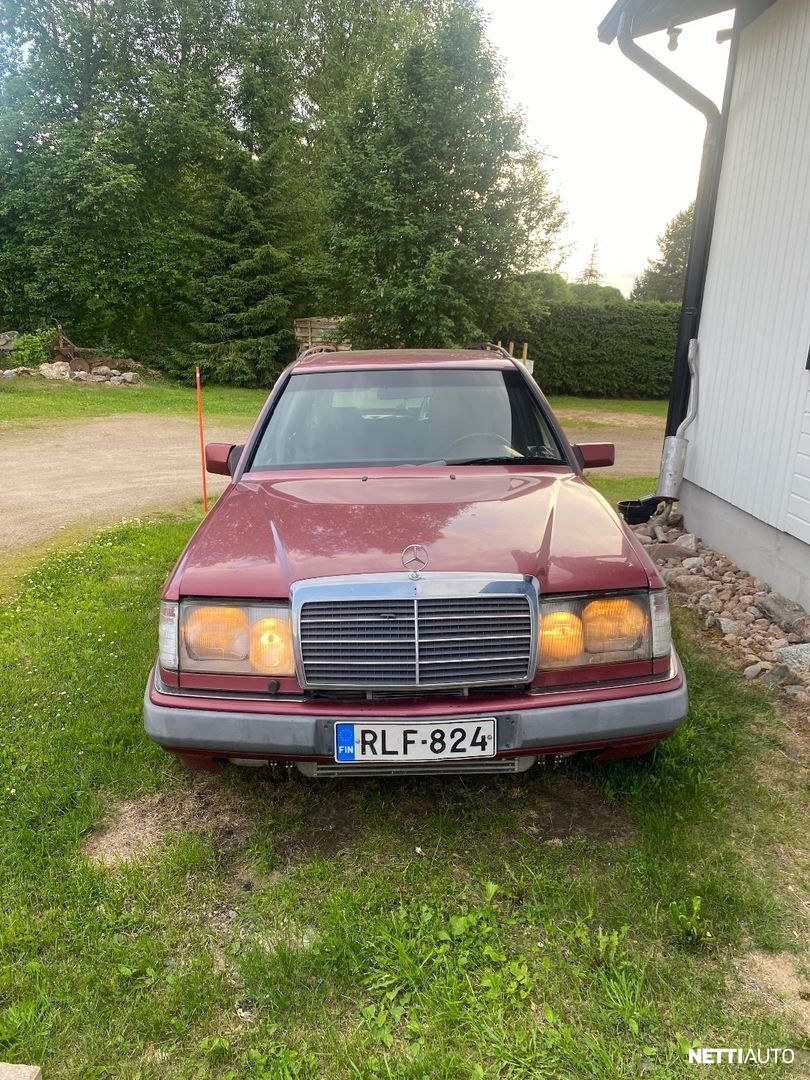 Mercedes-Benz 300