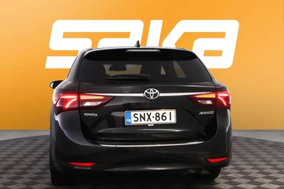 Toyota Avensis 2017, kuva 7/41