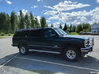 GMC Suburban 1995, kuva 7/10