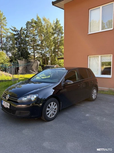 Volkswagen Golf 2012, photo 1/10
