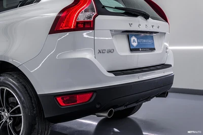 Volvo XC60 2.4 D5 Summum AWD 2011, kuva 4/41