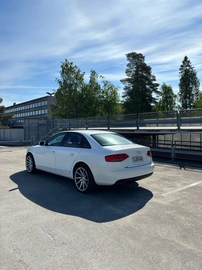 Audi A4 B8 2.0 TDI 2010, kuva 6/10