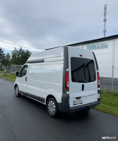 Opel Vivaro Van L2H2 2,0 CDTI 84kW MT6 2010, kuva 3/14