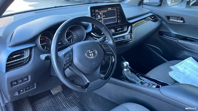 Toyota C-HR 1,8 Hybrid Active Edition 2020, kuva 3/10