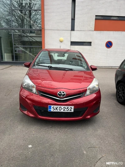 Toyota Yaris 2012, kuva 3/5