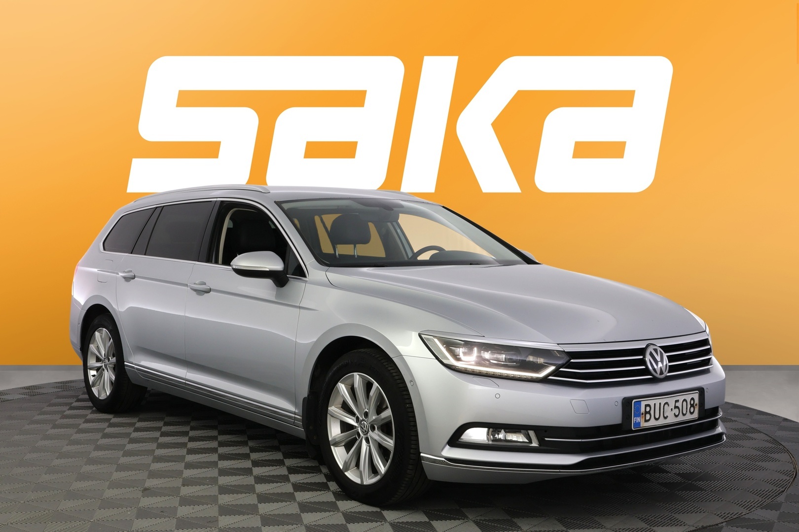 Volkswagen Passat Variant Highline 1,6 TDI 88 kW (120 hv) DSG-automaatti