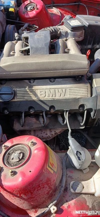 BMW 316 1989, photo 6/11