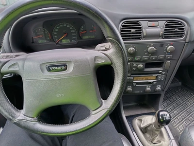 Volvo V40 2001, kuva 7/10