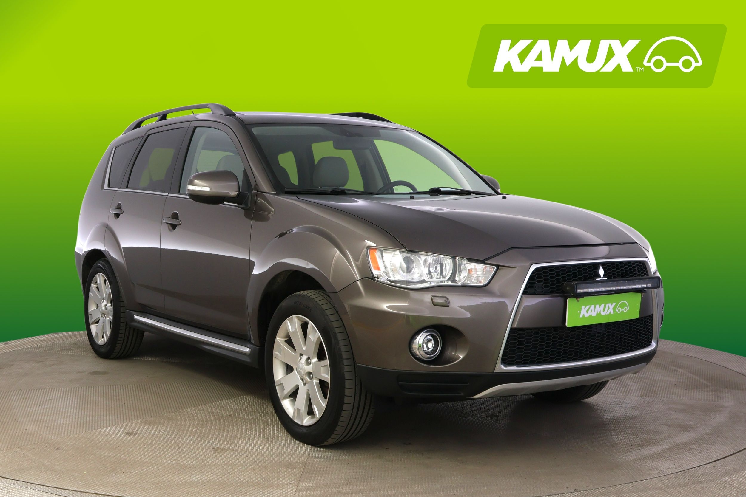 Mitsubishi Outlander 2,2 HDI Instyle Navi Aut. 4WD 7P