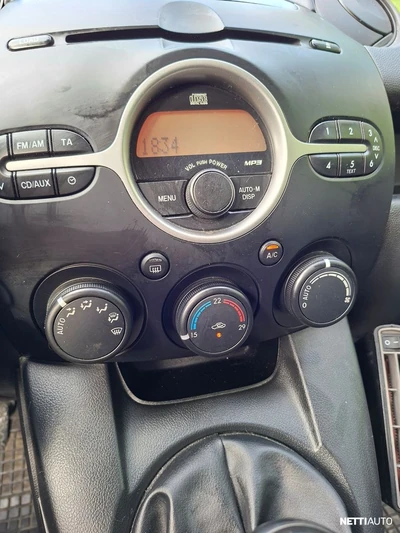 Mazda 2 1,5 Sport Business 5MT 5ov Z05 2008, photo 4/18