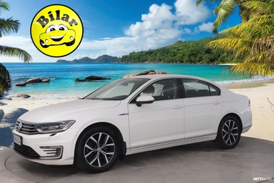 Volkswagen Passat 2017, photo 2/10