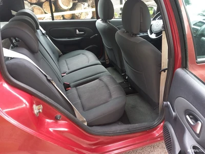 Renault Clio 1.2 16V HB 2004, photo 6/8