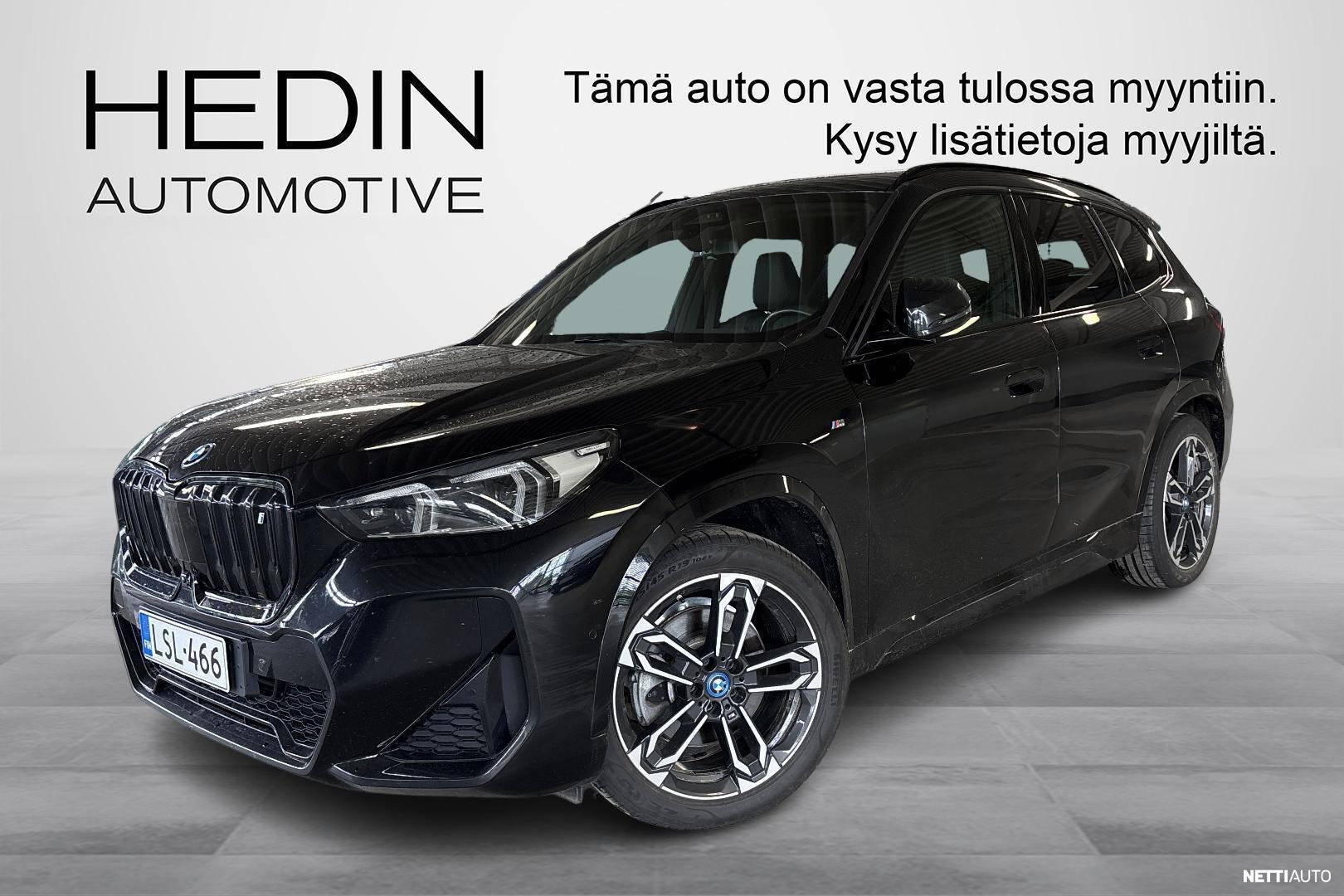 BMW iX1