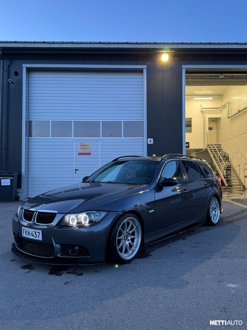 BMW 325