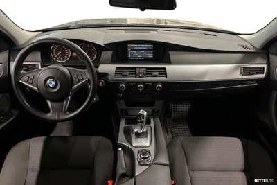 BMW 520 E60 Sedan Business 2010, kuva 7/10