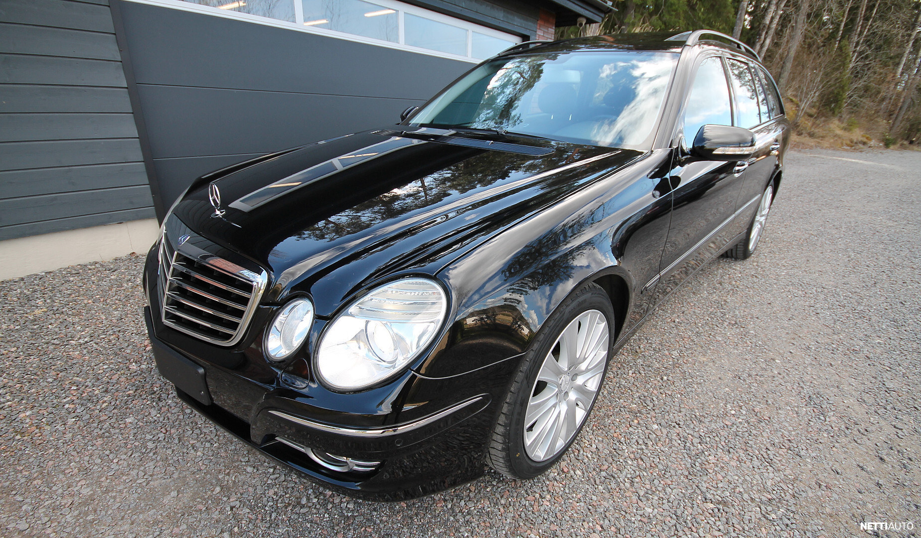 Mercedes-Benz E