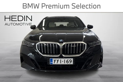 BMW 530 2026, photo 5/31