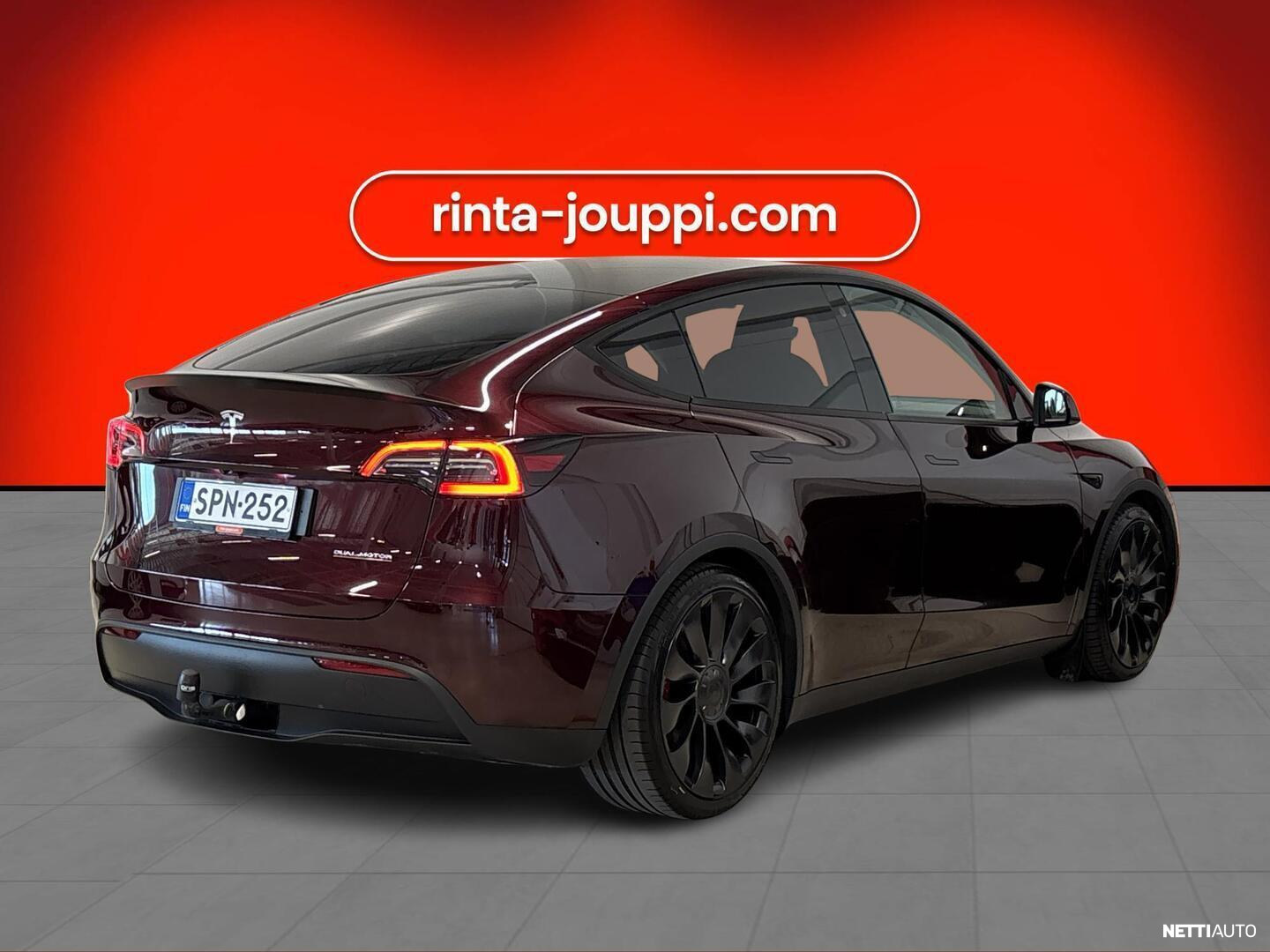 Tesla Model Y 2023, photo 6/33