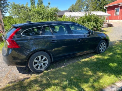 Volvo V60 2012, photo 2/7