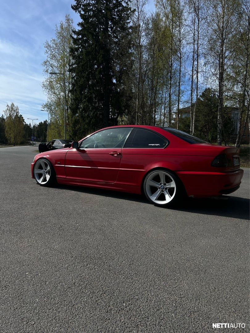 BMW 323