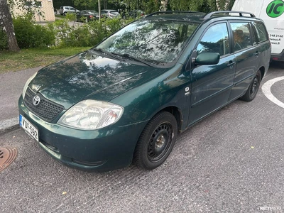 Toyota Corolla 2002, photo 1/4