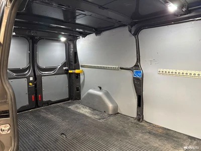 Ford Transit Custom 2020, photo 5/25