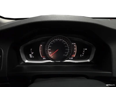 Volvo V60 Cross Country 2018, kuva 7/19