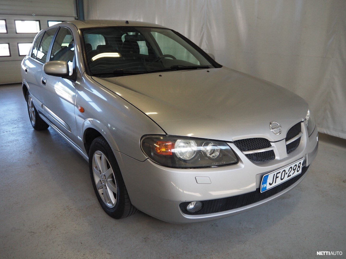Nissan Almera