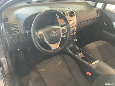 Toyota Avensis 2014, kuva 5/8