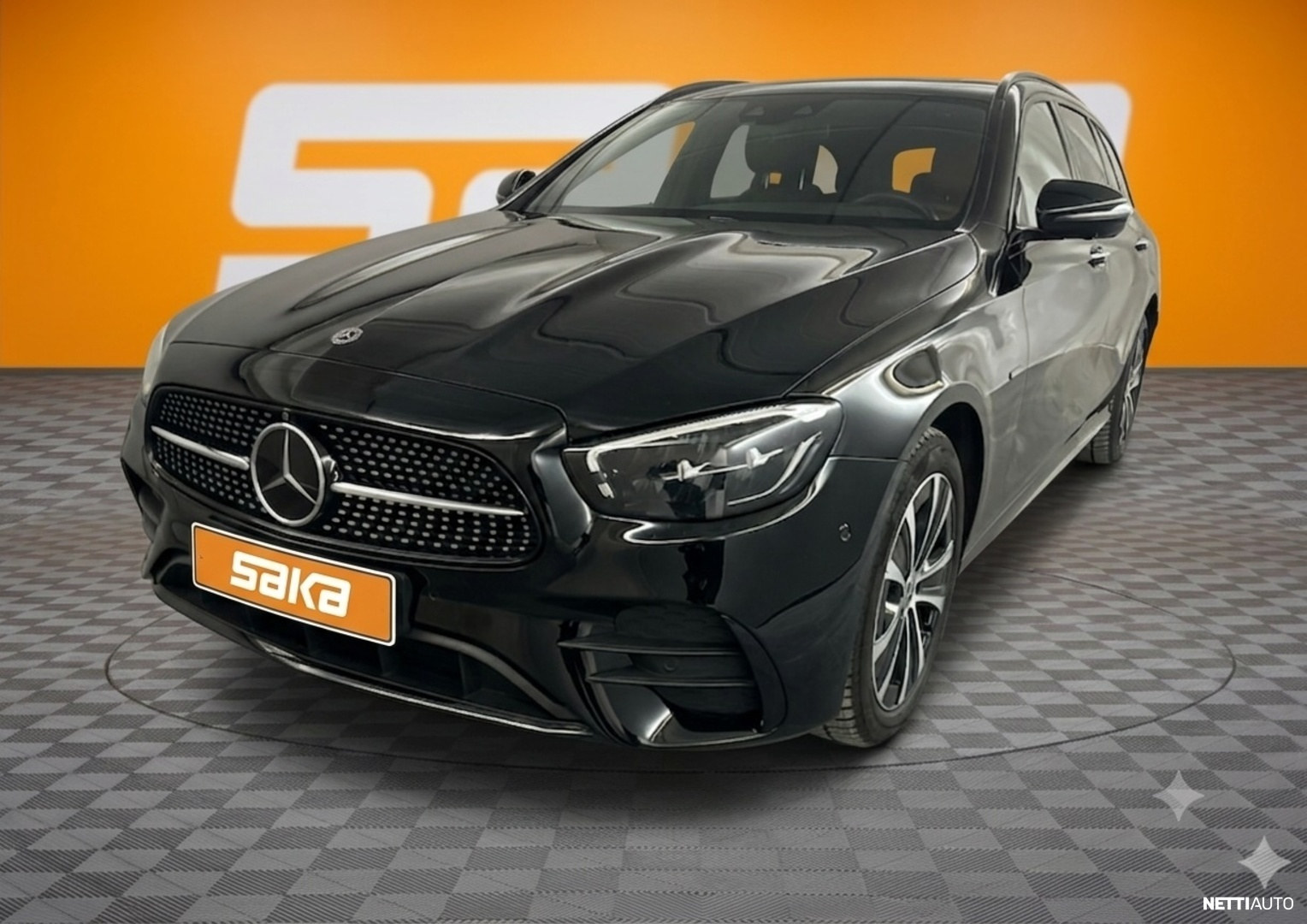 Mercedes-Benz E